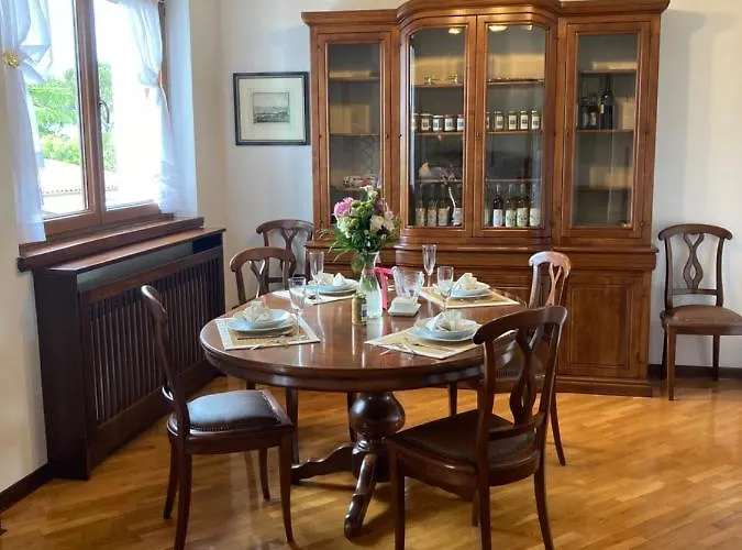 Mar'e Luce Apartman *