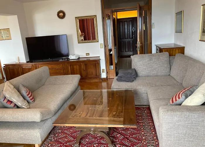 아파트 Mar'e Luce