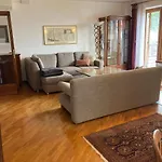 Mar'e Luce Apartman *